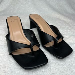 A New Day Black kitten heels size 7.5